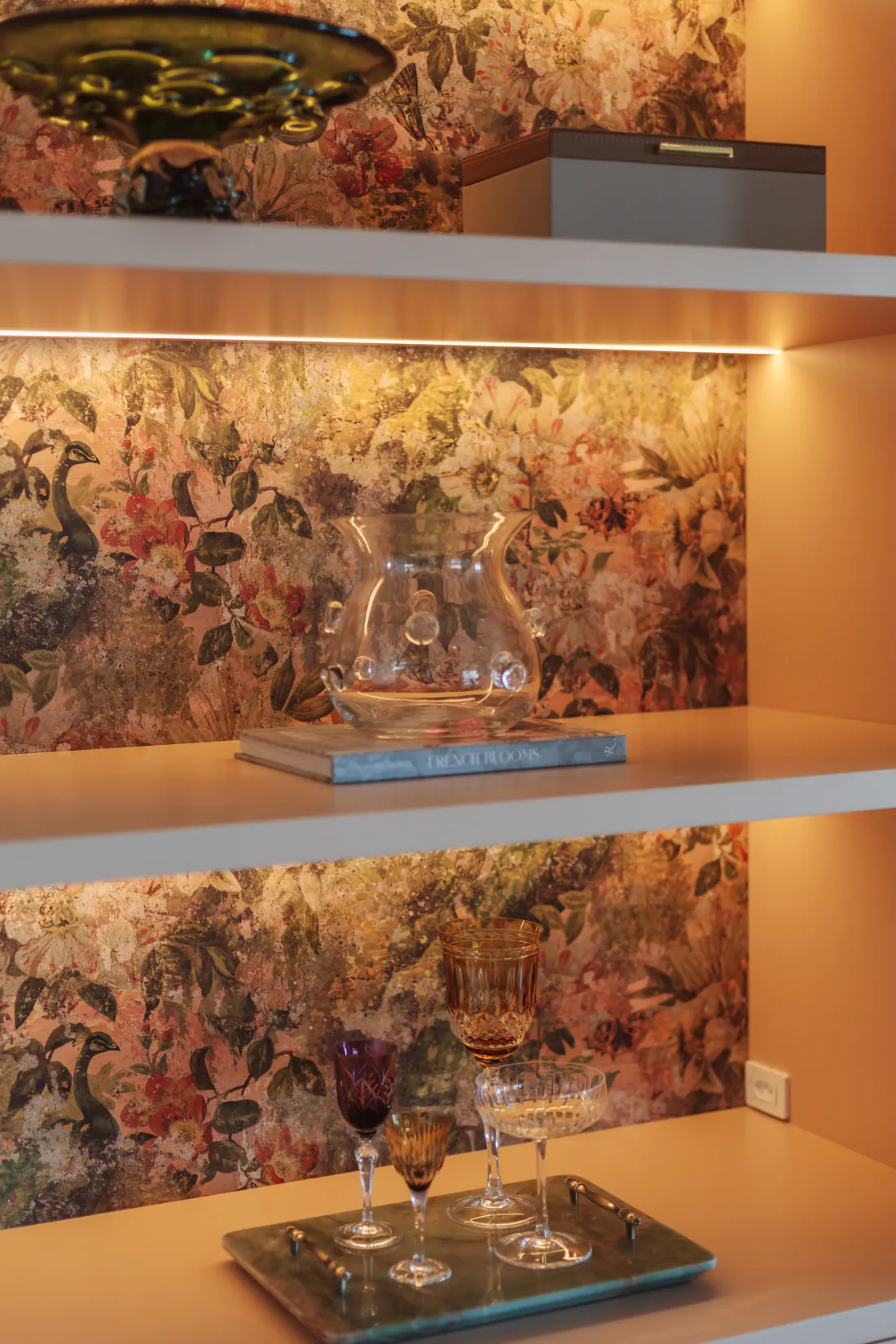 Quais as tendências de decoração de alto luxo que encantam os brasileiros em 2026?