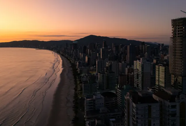 Do Agro ao Luxo: Por que Empresários do Setor Estão Investindo em Imóveis Frente ao Mar?