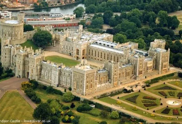 George VI: Um Refúgio de Luxo e Natureza em Itapema 