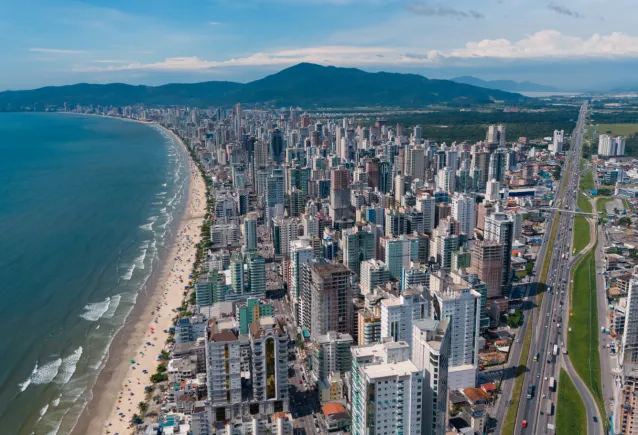 Por que Investir em Itapema, SC? Potencial de Valorização e Números do Mercado Imobiliário