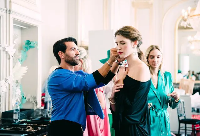 Semanas de Moda: Como Elas Surgiram e Transformaram a Indústria Global
